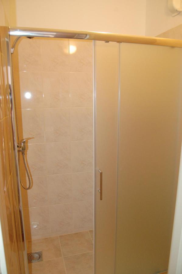 Eder Bed and Breakfast Nesvady Εξωτερικό φωτογραφία